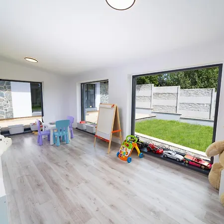 Felicita Pool House Svabovce