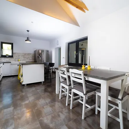 Felicita Pool House Svabovce