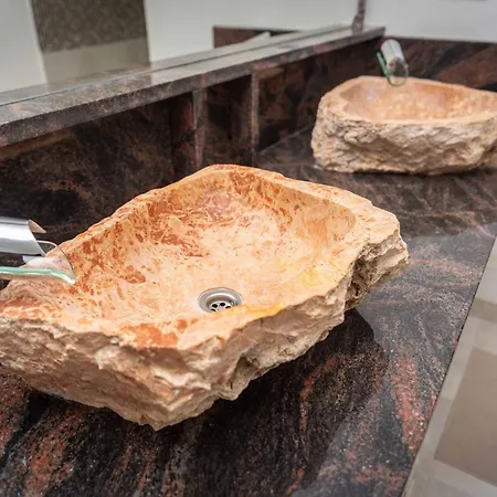 Felicita Pool House * Svabovce